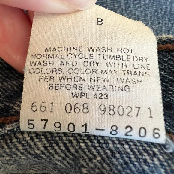 Vintage Levi’s 90s Rigid Denim Jeans WPL423 Beige Tab Made in Canada Women’s 0 - Picture 11 of 11